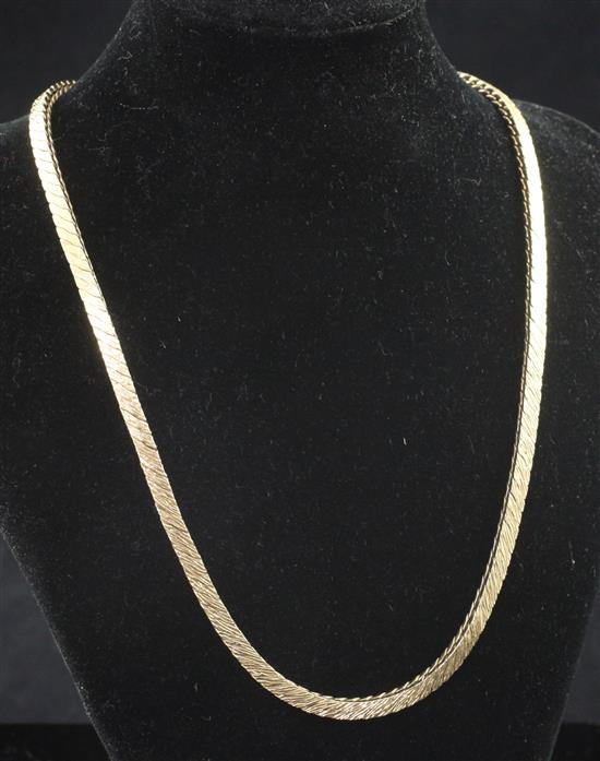 A textured 9ct gold flat link necklace, 14.5in.